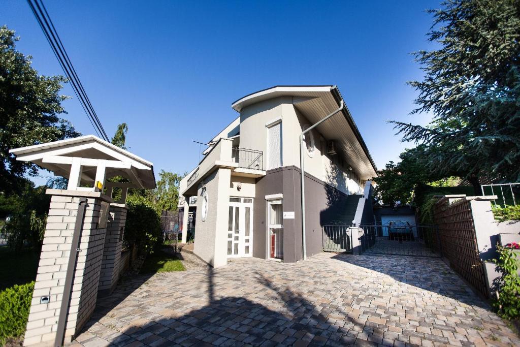 Csenge Villa Шіофок Номер фото